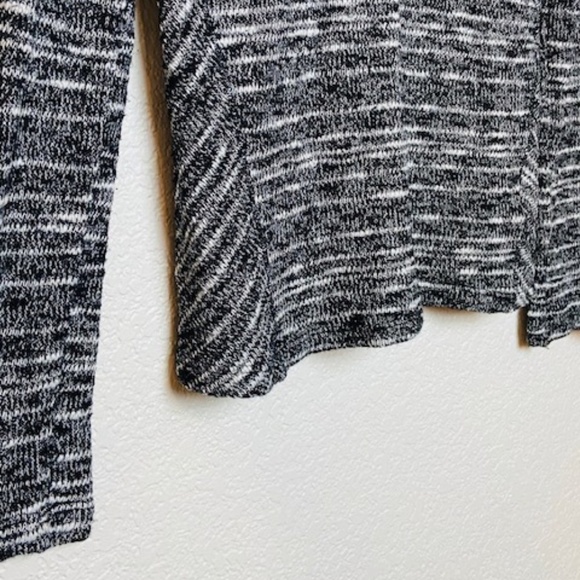SPLENDID Black White Knit Scoop Neck Sweater Sz M - Picture 3 of 5